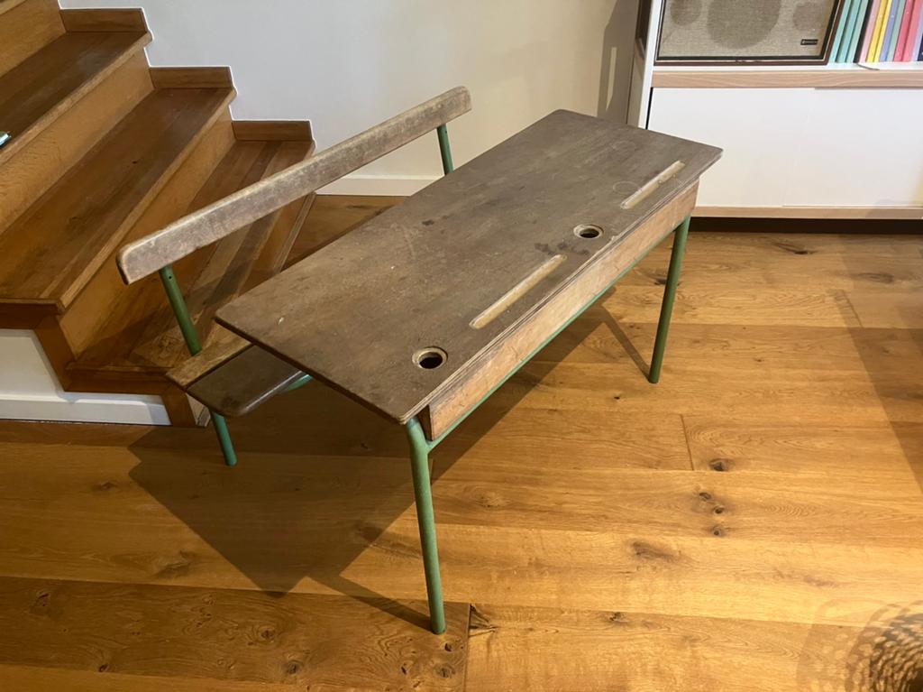 Joli petit banc d’ecoliers ancien, Antiek en Kunst, Antiek | Meubels | Stoelen en Sofa's, Ophalen