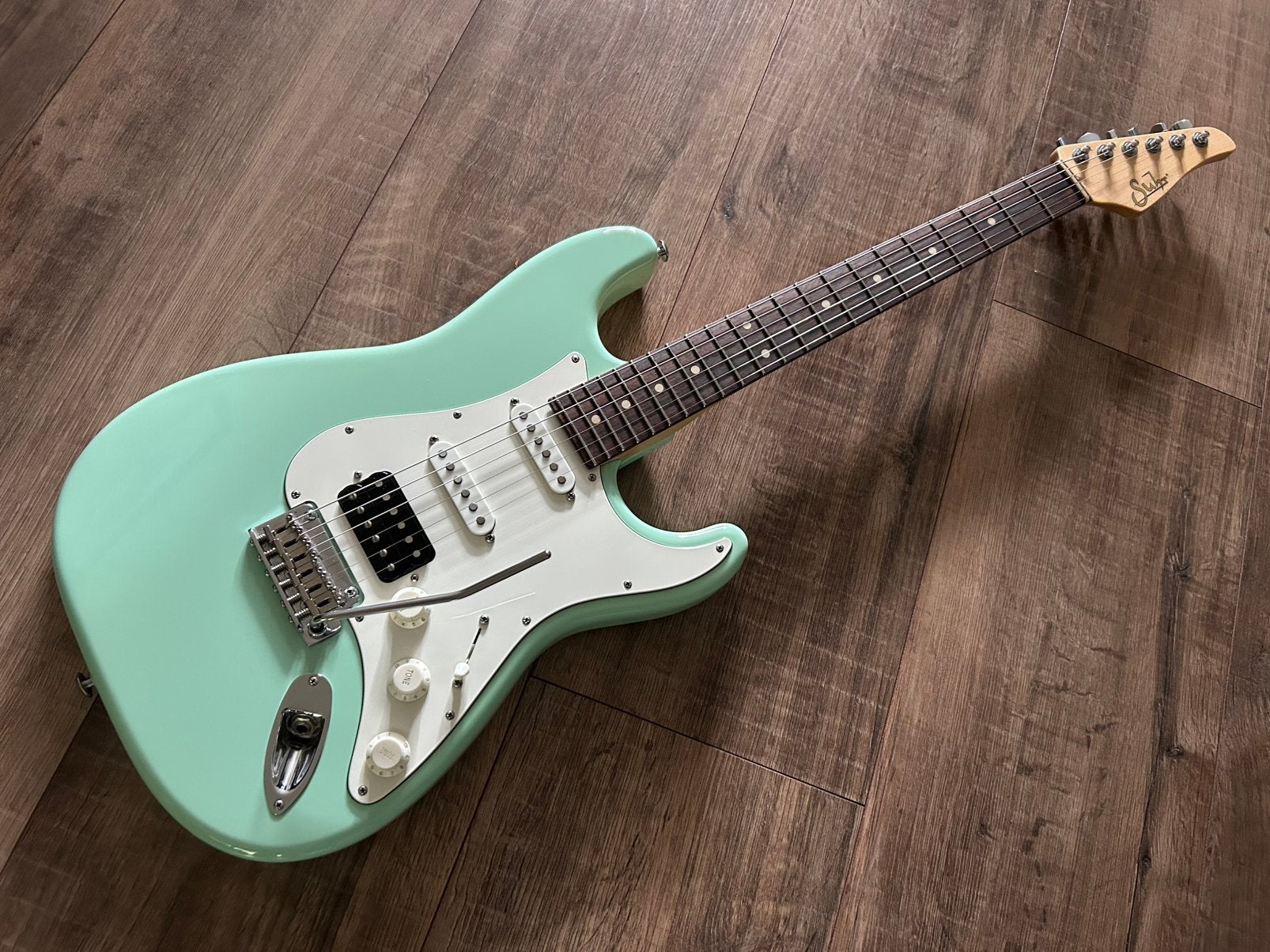 Suhr Classic S HSS ‘Surf Green’ (RUILEN Gibson), Musique & Instruments, Instruments à corde | Guitares | Électriques, Enlèvement