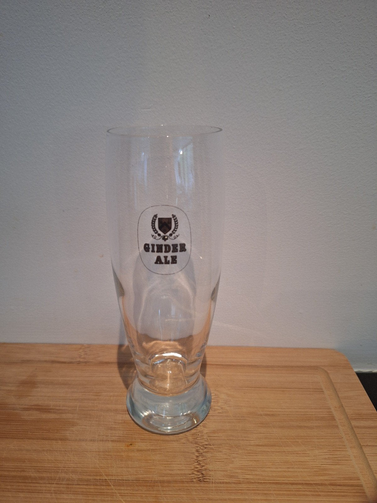 glas ginder ale, Ophalen