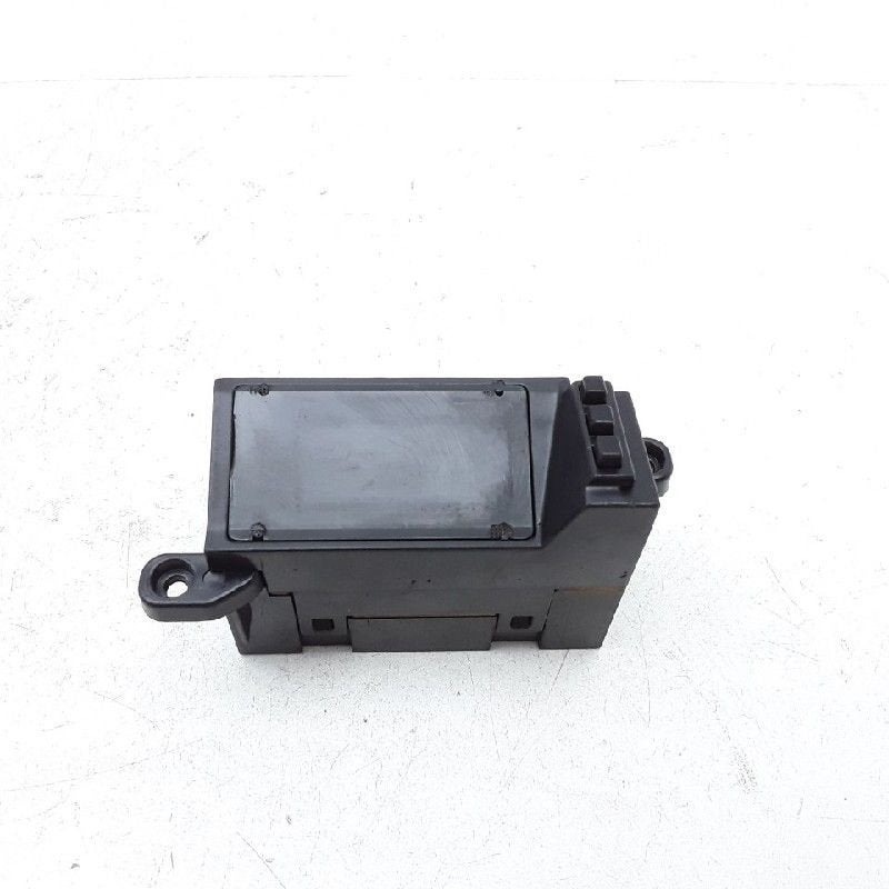 HORLOGE Hyundai Elantra III (01-2000/12-2007), Utilisé, Hyundai