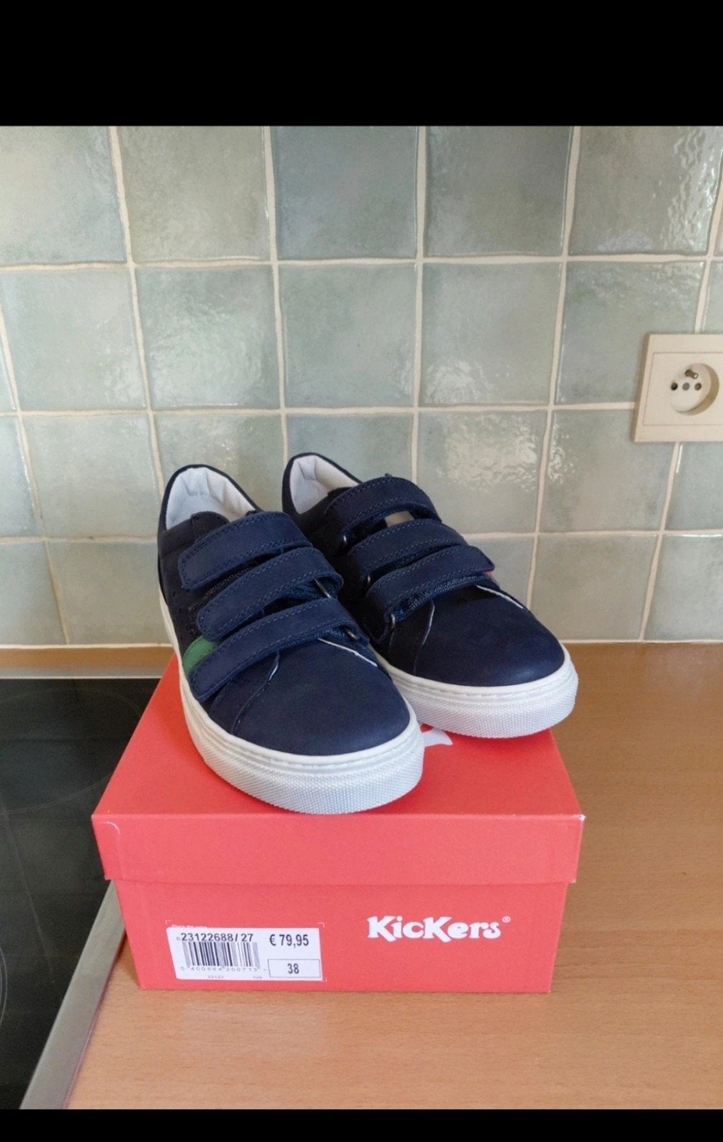 nieuw schoenen met velcro Kickers maat 38, Kinderen en Baby's, Kickers, Schoenen, Nieuw, Ophalen of Verzenden