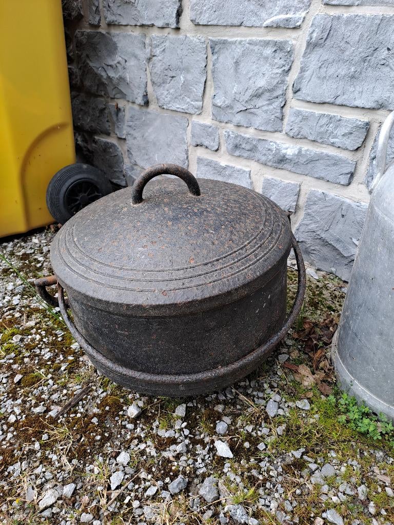 Chaudron marmite en fonte, Antiquités & Art, Antiquités | Email, Enlèvement