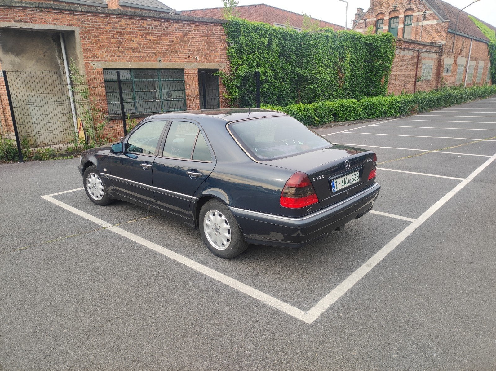 Op zoek naar oude Mercedes c klasse w202, Auto's, Automaat, Particulier, Te koop, Benzine