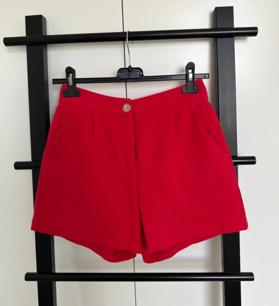 Short Emma & Ella maat S, Kleding | Dames, Ophalen of Verzenden, Zo goed als nieuw, Rood, Emma & Ella