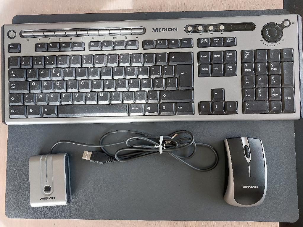clavier et souris sans fil, Enlèvement ou Envoi, Comme neuf, Sans fil, Medion