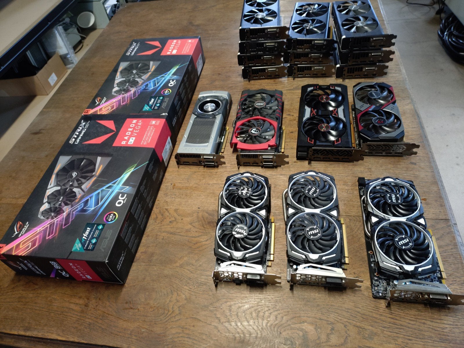 AMD crypto mining cards, Enlèvement ou Envoi, Utilisé, AMD