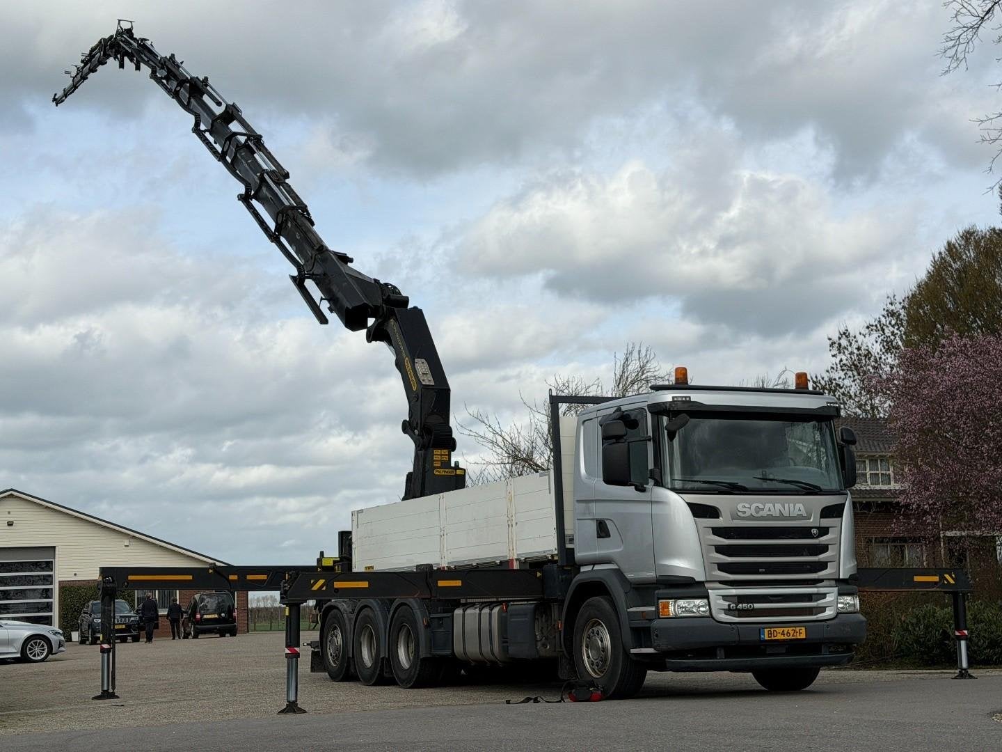 Scania G450 8x4 triple, PALFINGER PK92002 (92tm) FLYJIB/EURO, Autos, Argent ou Gris, Euro 6, 2 places, Diesel