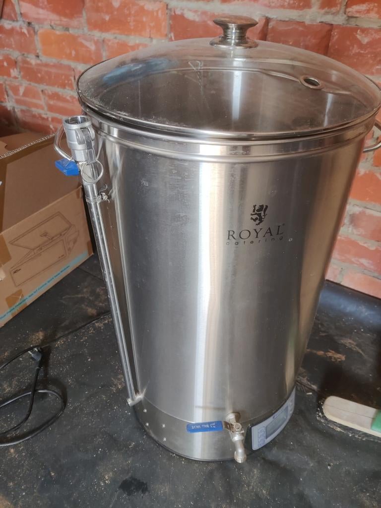 Royal Catering brouwketel, Ophalen