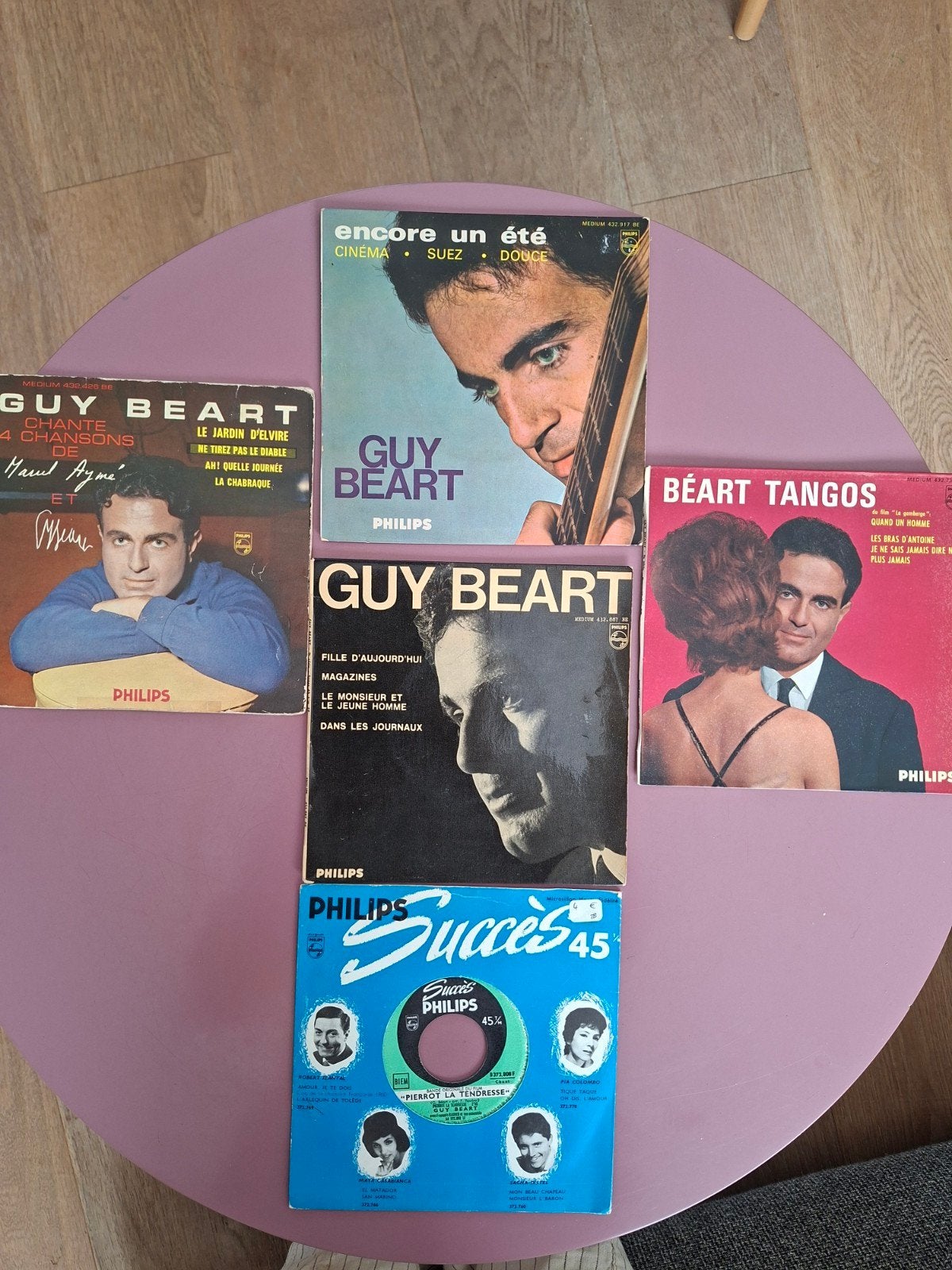 Vinyle- Lot de 5 EP et singles de Guy Beart. Soigné., Enlèvement ou Envoi, Autres genres, Utilisé, EP