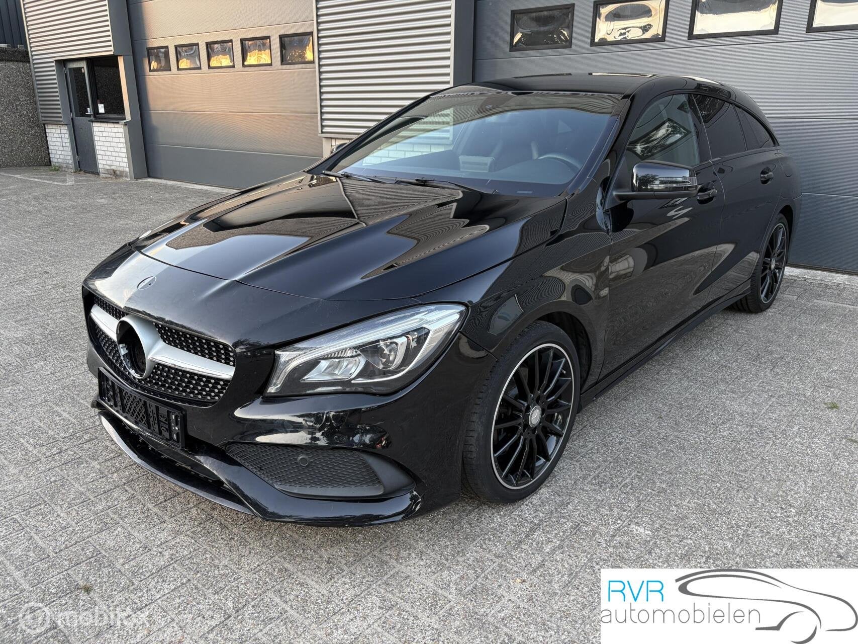 Mercedes CLA-klasse Shooting Brake 180 Business Solution AMG, 122 pk, Gebruikt, Zwart, 4 cilinders