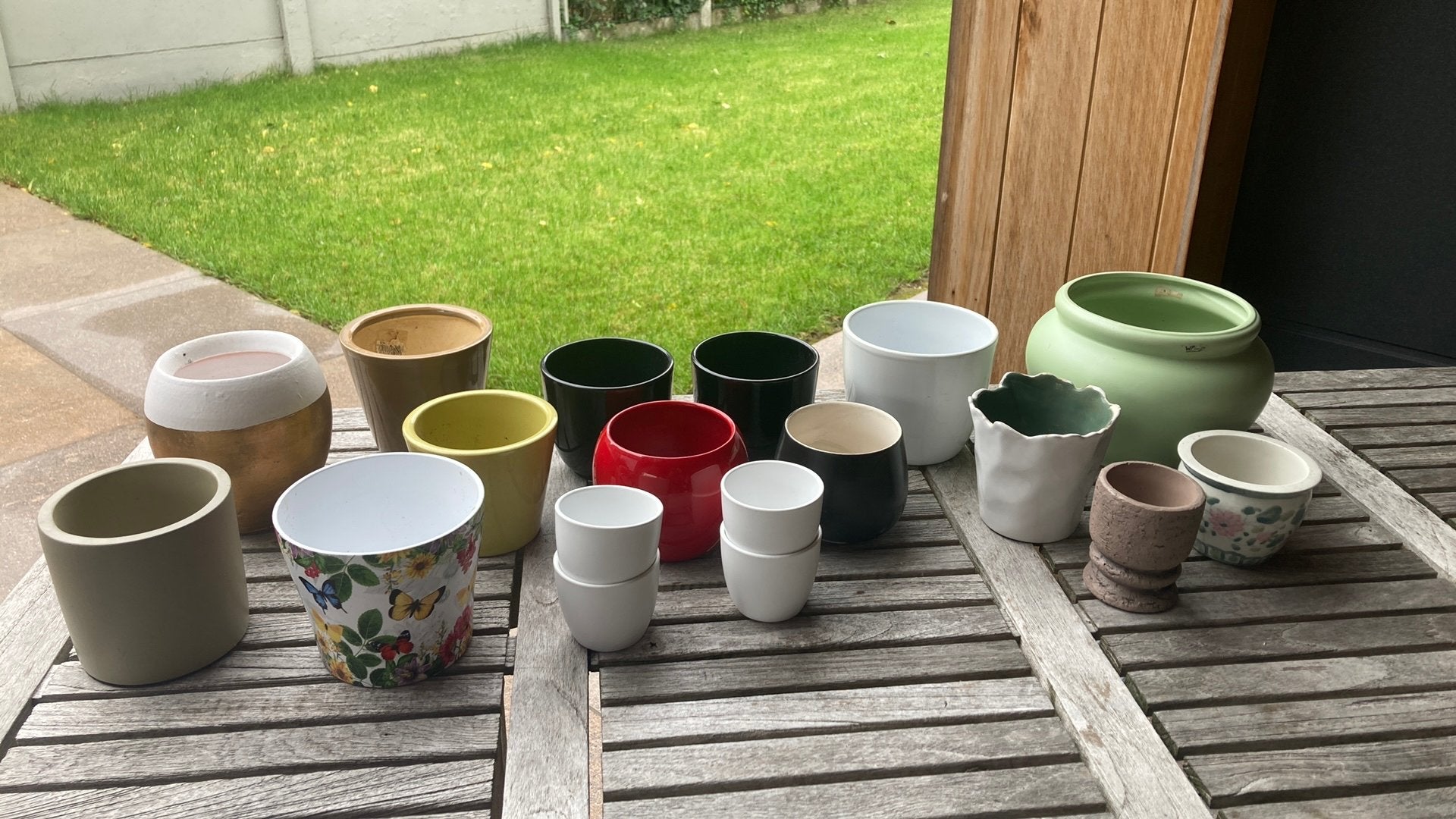 Bloempotten voor binnen, Ophalen, Zo goed als nieuw