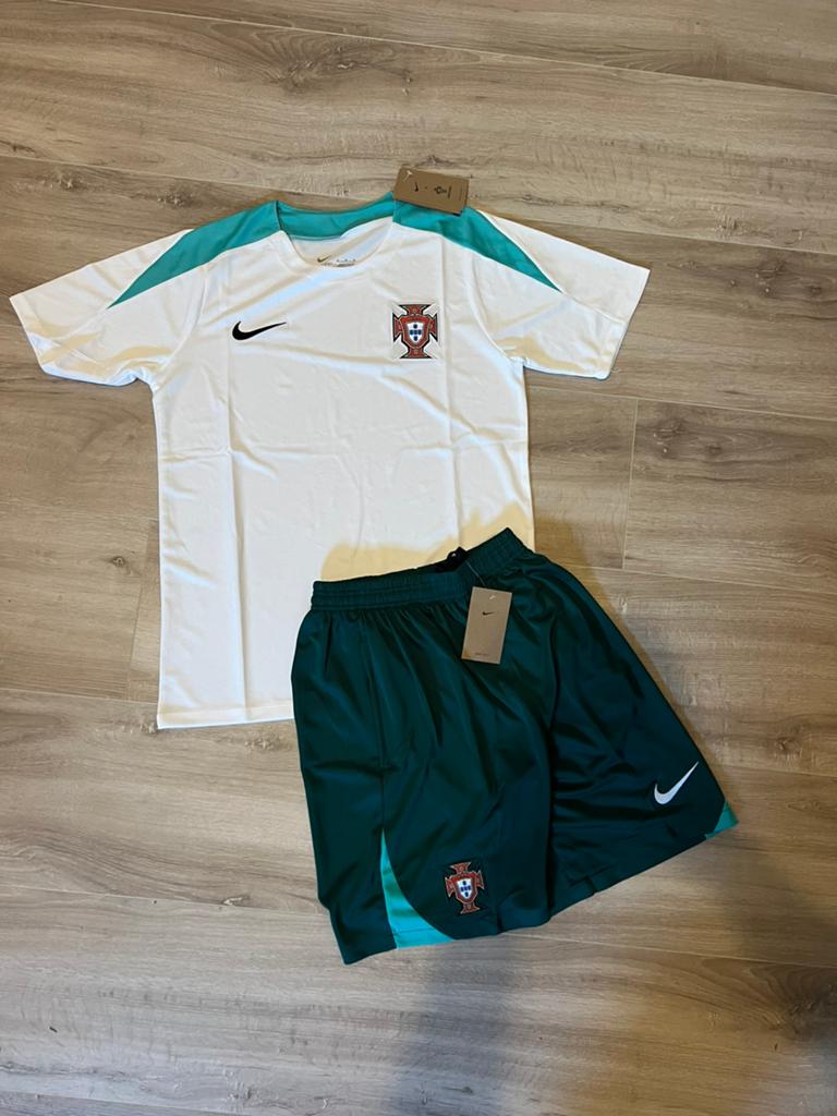 Ensemble d'entraînement Portugal  - Taille M, Enlèvement ou Envoi, Comme neuf, Taille 48/50 (M), Blanc
