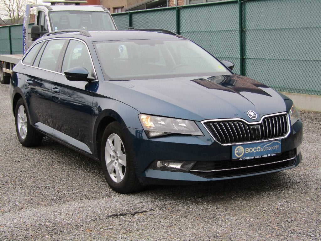 Skoda Superb 1.6 TDI, Achat, Euro 6, Boîte manuelle, 5 portes