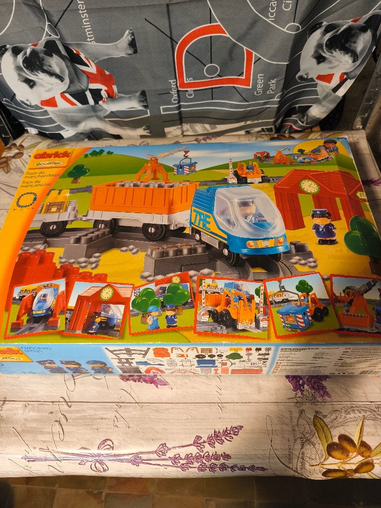 Jouet train de marchandises., Enfants & Bébés, Enlèvement, Comme neuf