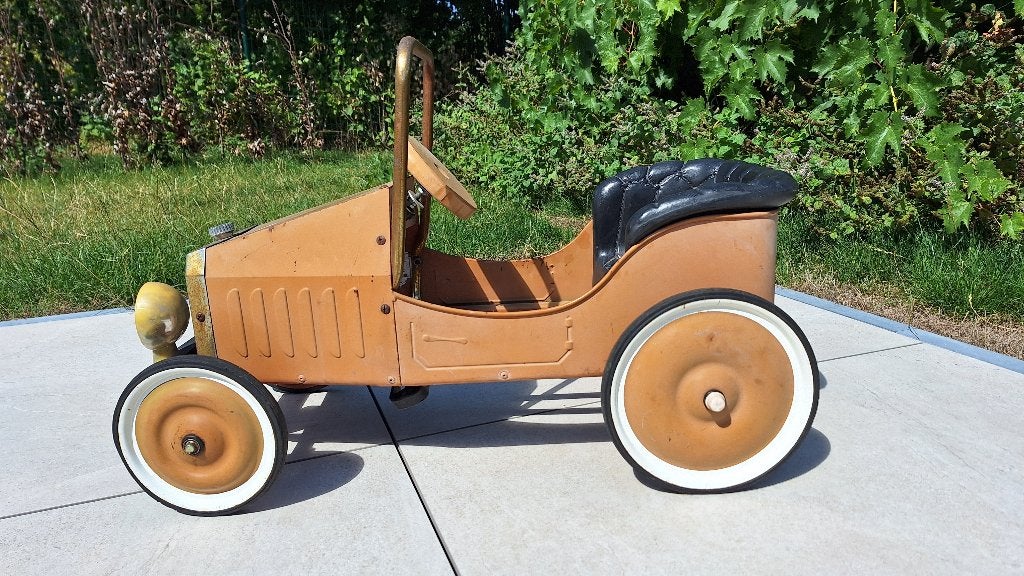 Voiture à pédales pour enfant. Accessoire photo., Enlèvement, Utilisé
