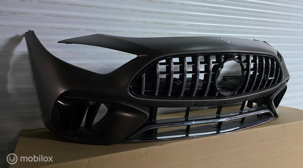 Mercedes SL 63 Bumper voor AMG W232 A2328858100, Auto-onderdelen, Gebruikt, Voor, Ophalen of Verzenden, Bumper