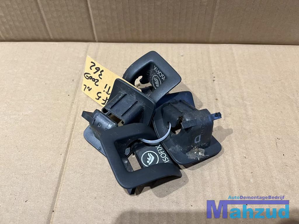 VW GOLF 5 isofix kapjes 2003-2009, Auto-onderdelen, Gebruikt, Volkswagen, Volkswagen AG, Vw@volkswagen.de