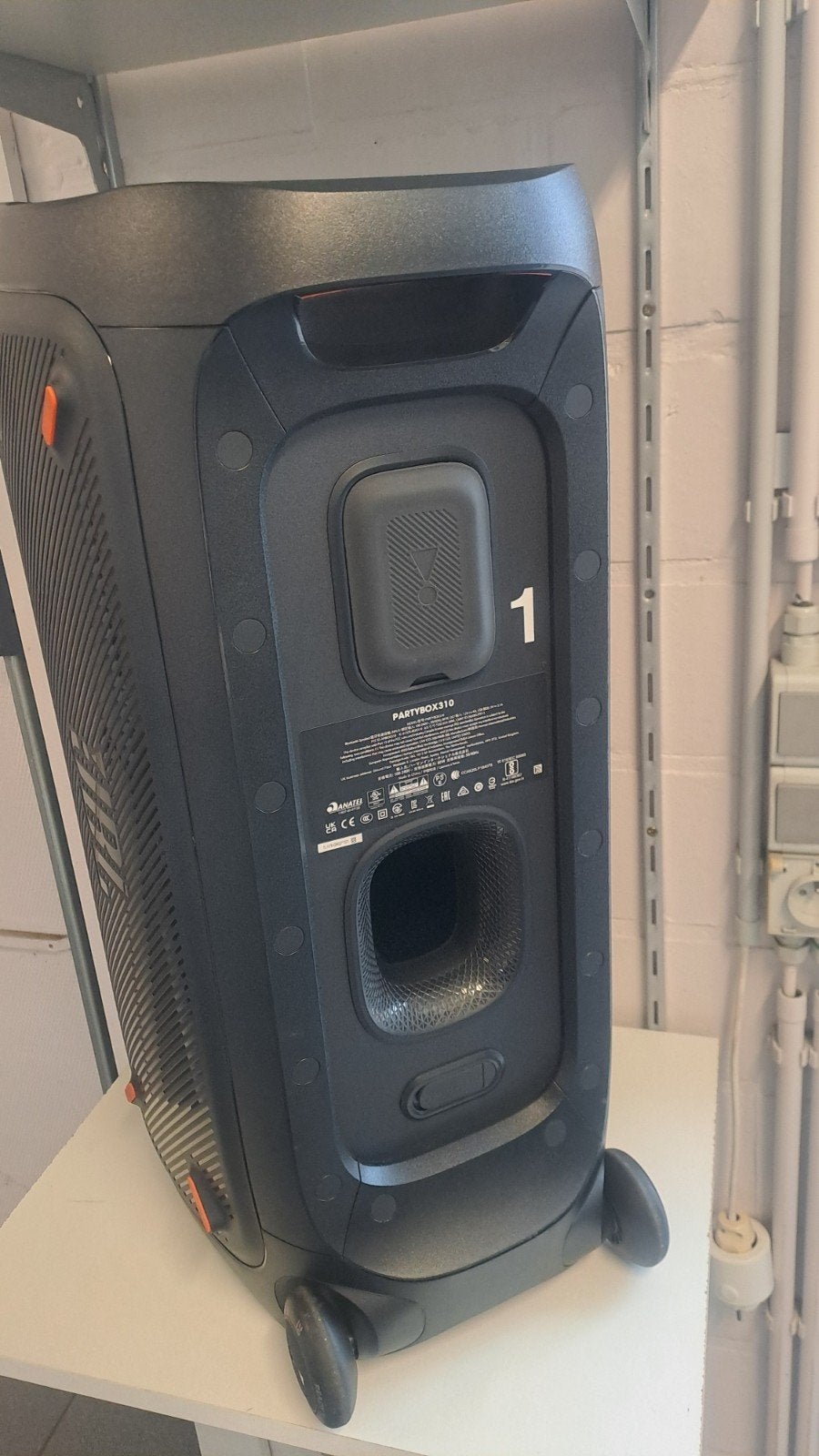 jbl partyboxen, Ophalen, JBL