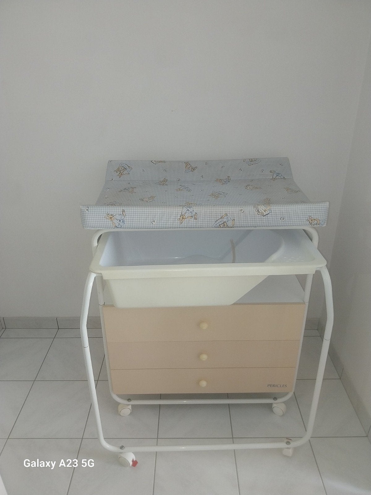 Armoire d'allaitement, Enlèvement
