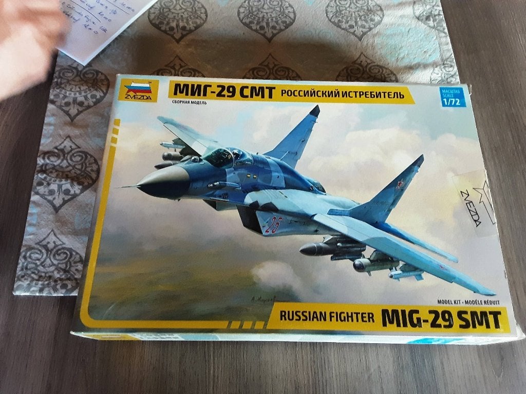 Mig 29 Zvezda 1/72 Complet  Etat Neuf, Hobby en Vrije tijd, Ophalen, Nieuw, Vliegtuig