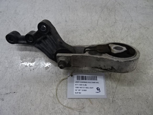 SUPPORT BOITE DE VITESSES Jeep Compass (MP) (P6825302), Autos : Pièces & Accessoires, Suspension & Châssis, Jeep, Utilisé