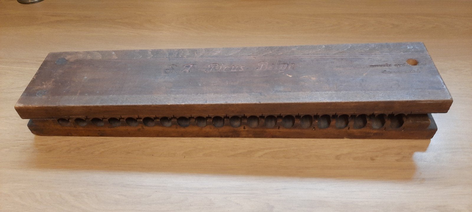 moule à cigares en bois ancien du début du XXe siècle, Enlèvement