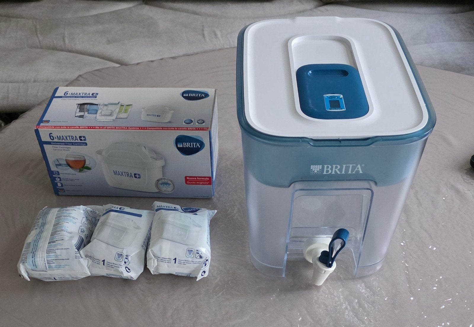 fontaine à eau filtrée Brita avec filtres, Enlèvement, Comme neuf