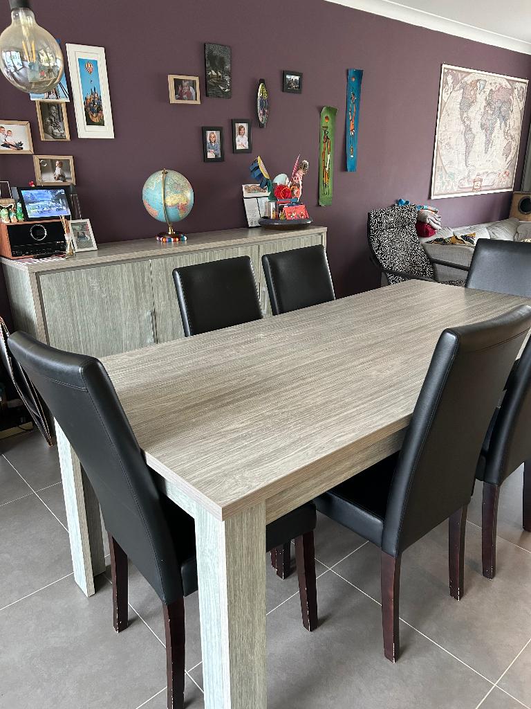 Tafel en dressoir, Huis en Inrichting, Ophalen, Overige materialen, Gebruikt, Met deur(en)