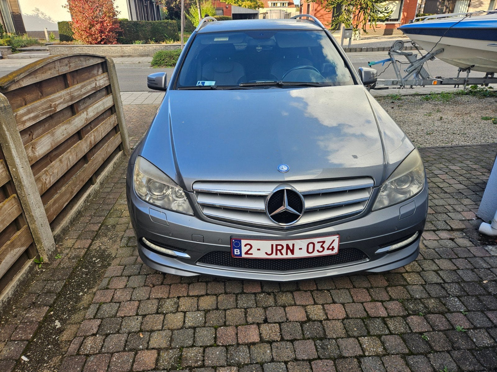 Mercedes 2L immatriculée mais à 2200, Autos, 100 kW, Achat, Noir, 5 cylindres
