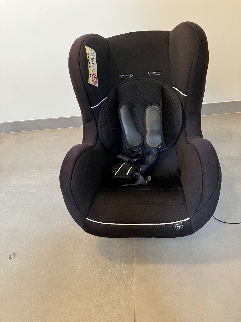 Autostoel, Autogordel, Verstelbare rugleuning, Zo goed als nieuw, 9 t/m 36 kg
