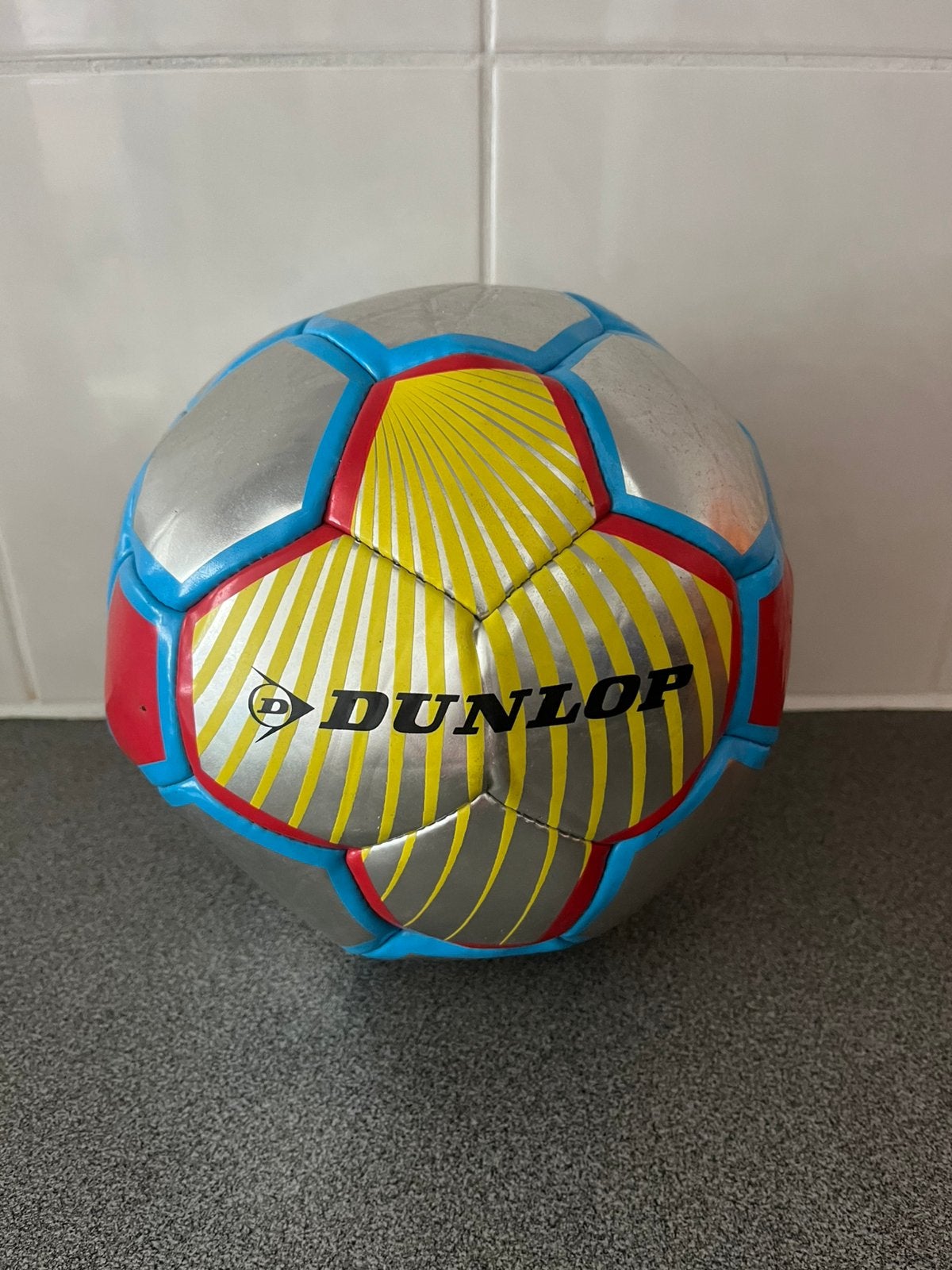 Dunlop voetbal, Ophalen of Verzenden, Bal