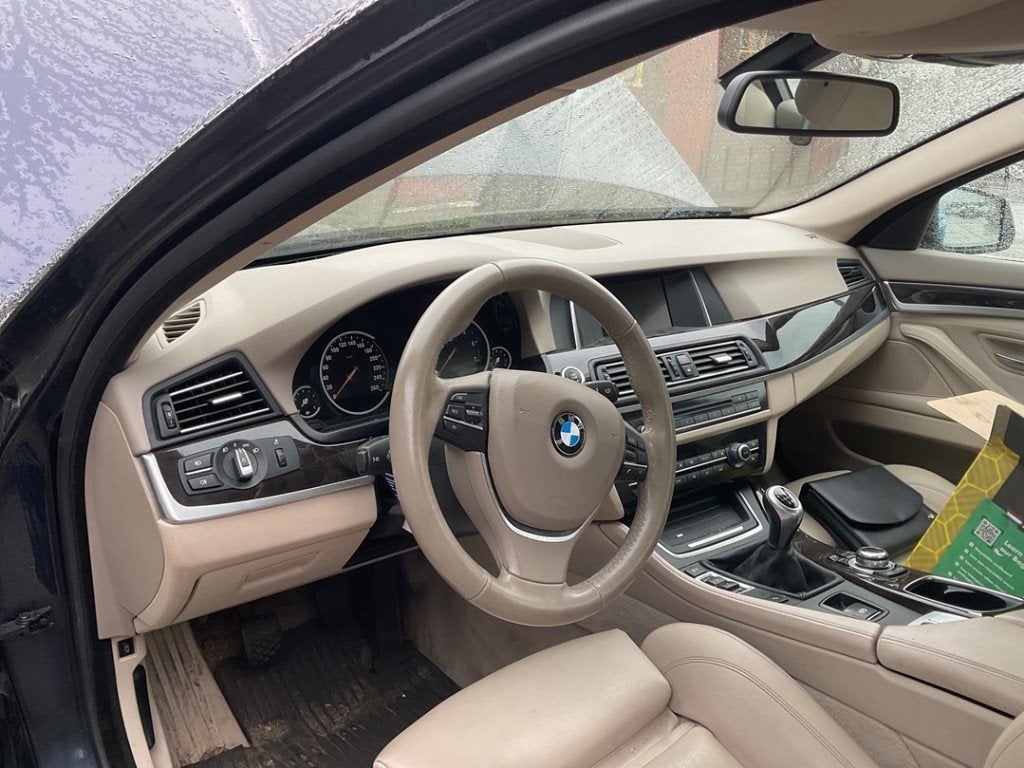 AIRBAG SET + DASHBOARD BMW 5 serie (F10) (01-2009/10-2016), Gebruikt, BMW, Petuelring 130
80809  München, DE, Bayerische Motoren Werke AG