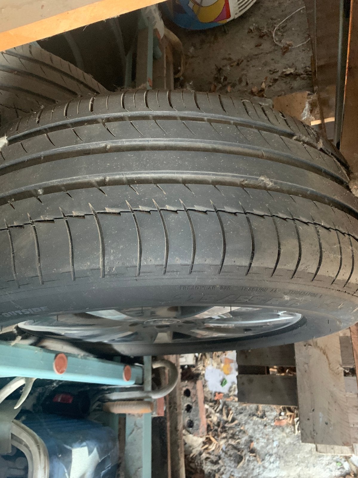 Mercedes velg met band 4 stuks, Ophalen, Zo goed als nieuw