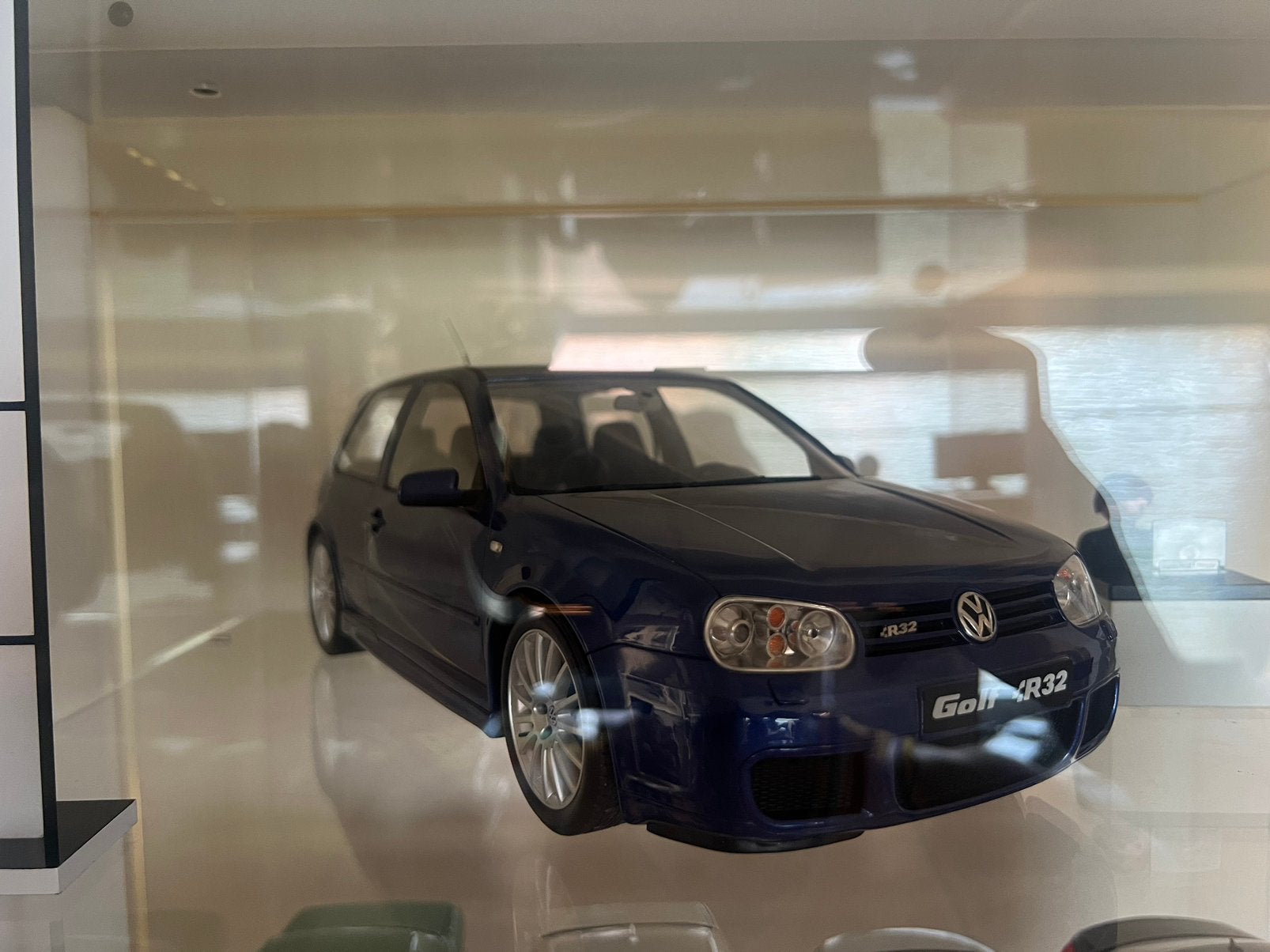 Vw Golf 4 1:12 otto, Hobby & Loisirs créatifs, Voitures miniatures | 1:18, Enlèvement ou Envoi, Neuf
