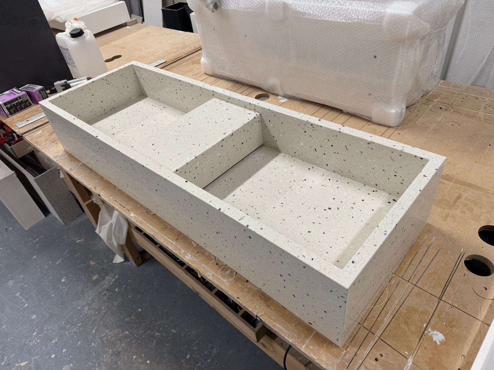 Hi-Macs solid surface wastafel 1.20 mtr, Doe-het-zelf en Bouw, Ophalen, Nieuw, Wastafel