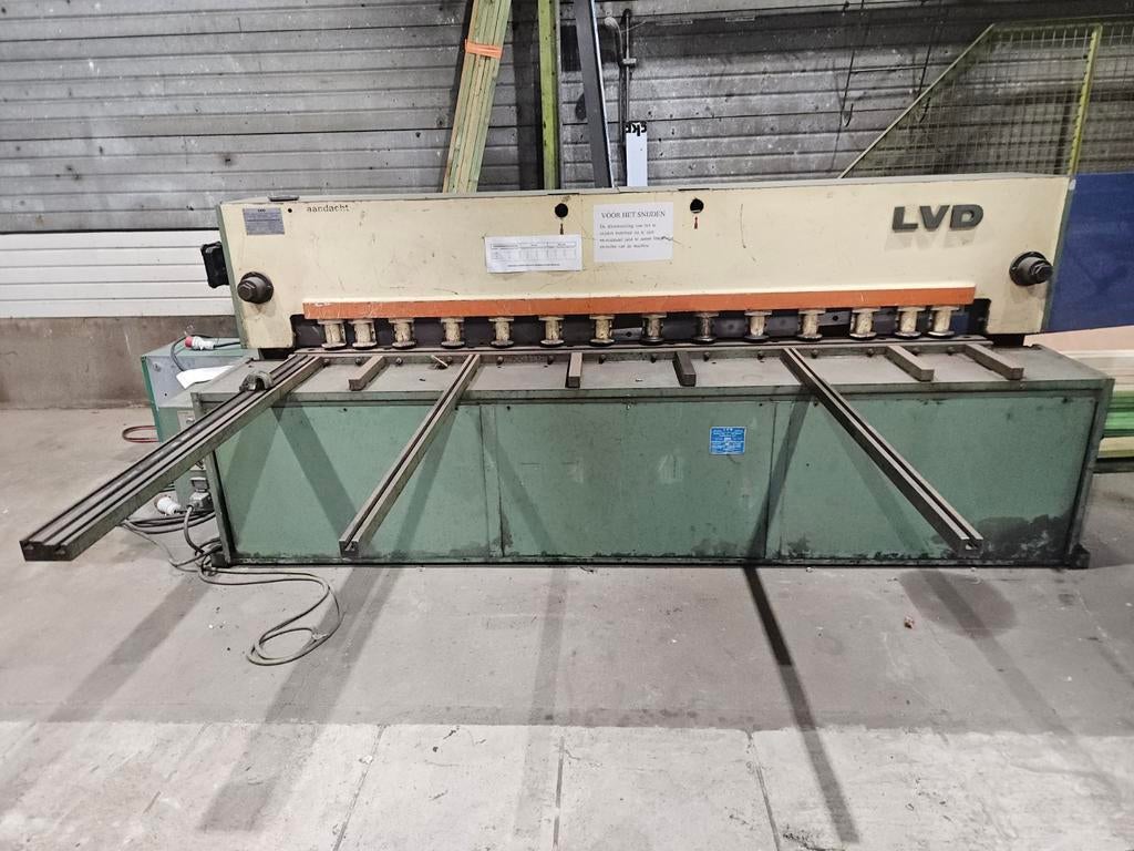 Plaatschaar LVD 2500 x 4mm, Doe-het-zelf en Bouw, Ophalen