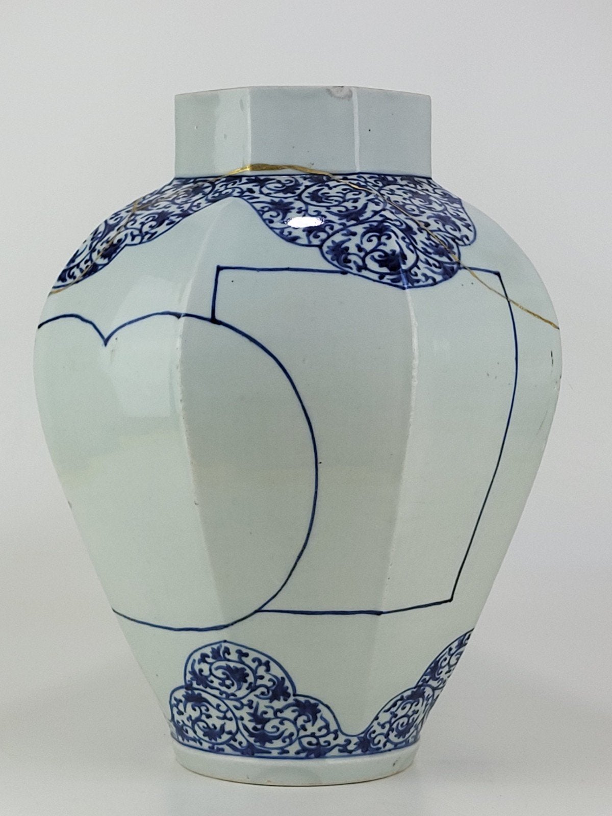 Uitzonderlijke & Zeer Zeldzame 17e-Eeuwse Arita Vaas, Antiek en Kunst, Kunst | Niet-Westerse kunst, Blauw, Japan, Ophalen of Verzenden