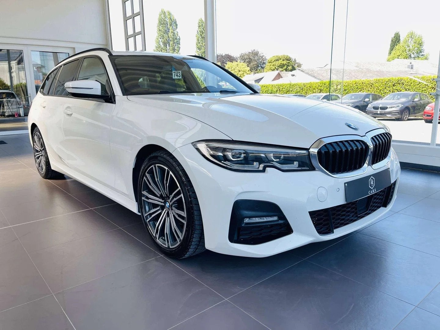 BMW 3 Serie 318 dA * GARANTIE + PACK M + LED + GPS PRO + CUI, Auto's, BMW, Wit, Bedrijf, 5 deurs, 150 pk