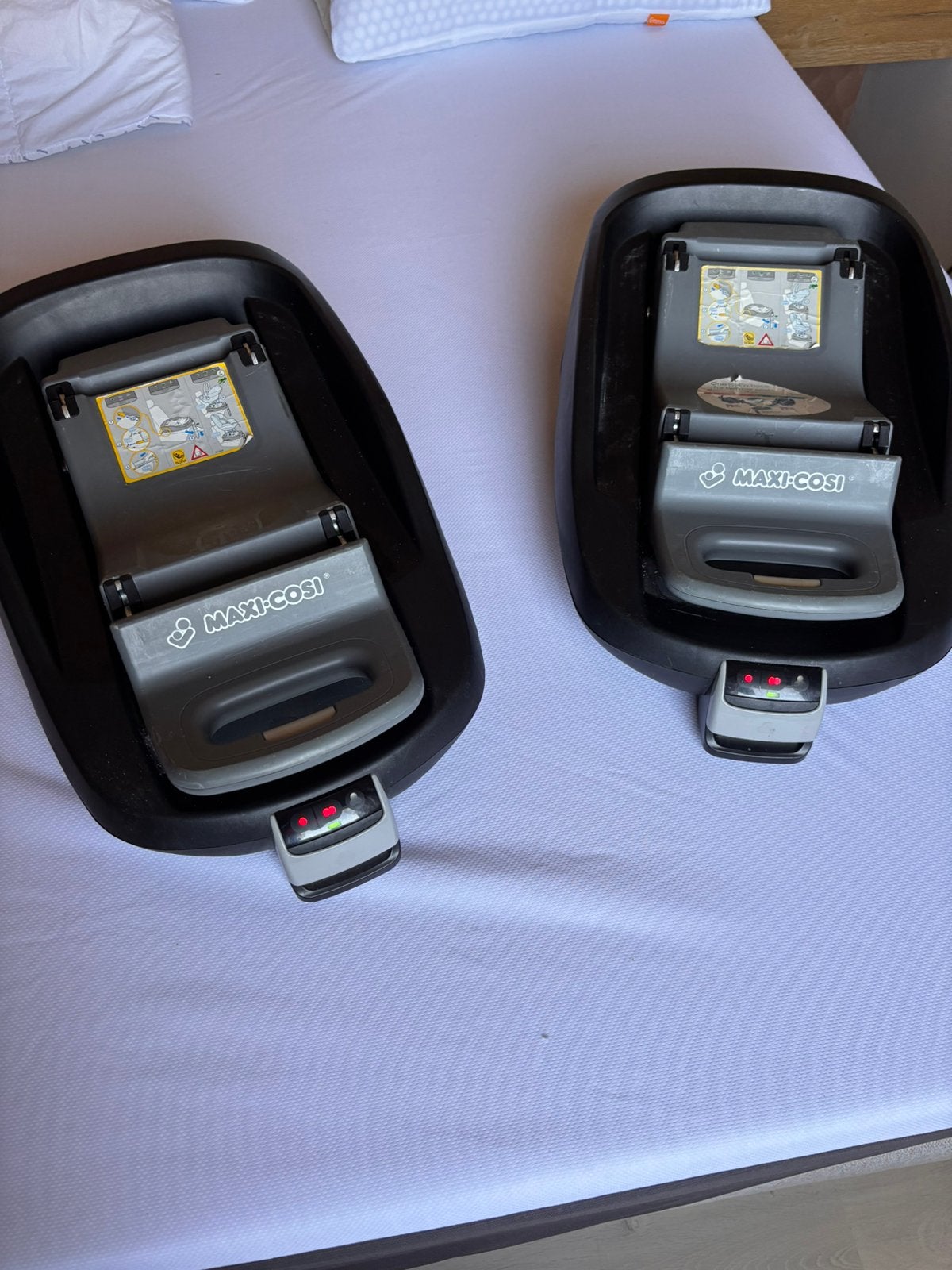 Lot de 2 bases isofix ( possibilite de vente a la piece), Enlèvement, Utilisé