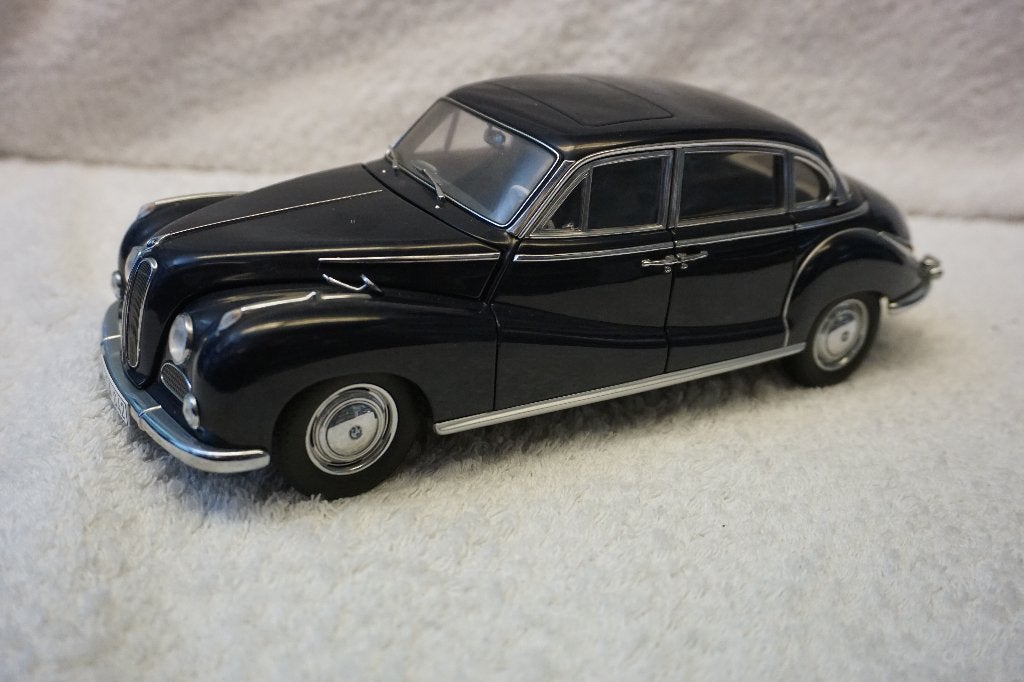 BMW 502 2.6 Luxe 1:18 AUTOart 80430393095, Ophalen of Verzenden, Zo goed als nieuw, Auto, Autoart