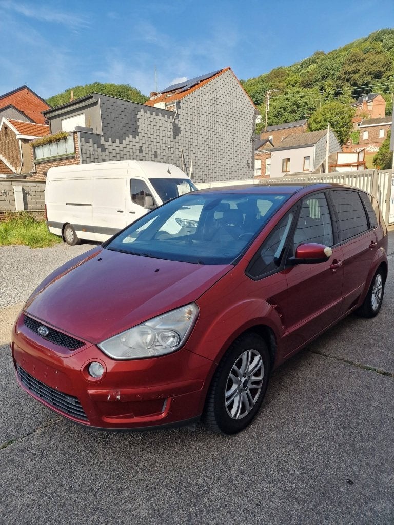 Ford S-Max Automatique 2.0 TDCi Trend DPF // MARCHAND, Auto's, Ford, Monovolume, Zwart, Parkeersensor, Leder