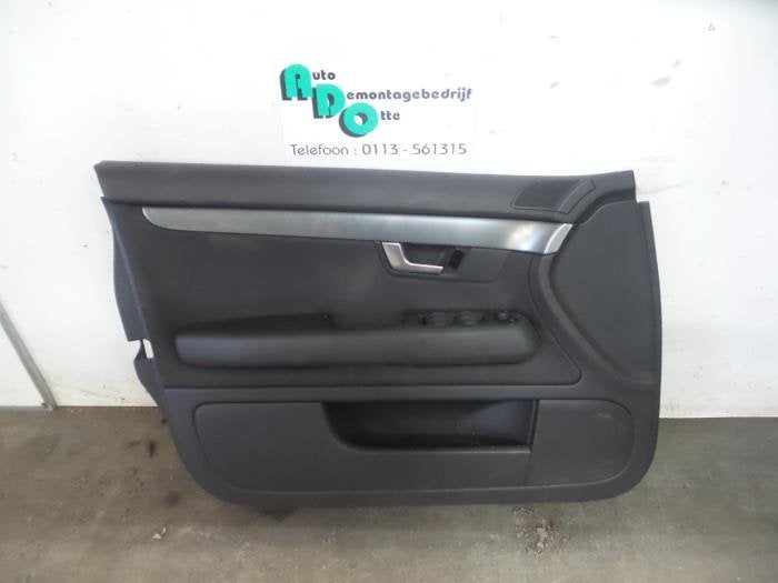 Revêtement portière 4portes avant gauche d'un Audi A4 (A4, -, 3 mois de garantie, Utilisé, -