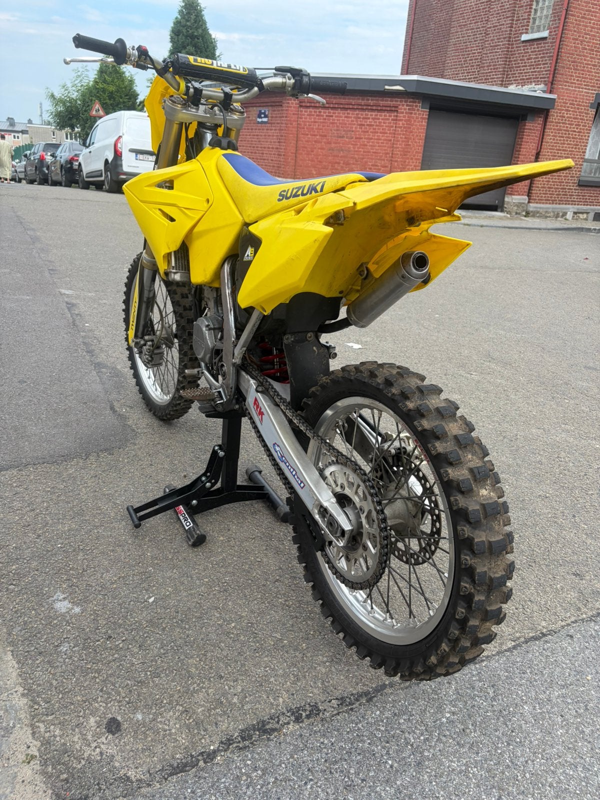 Suzuki 125Rm grand roue, Fietsen en Brommers, Brommers | Crossbrommers, Zo goed als nieuw, Suzuki, Ophalen