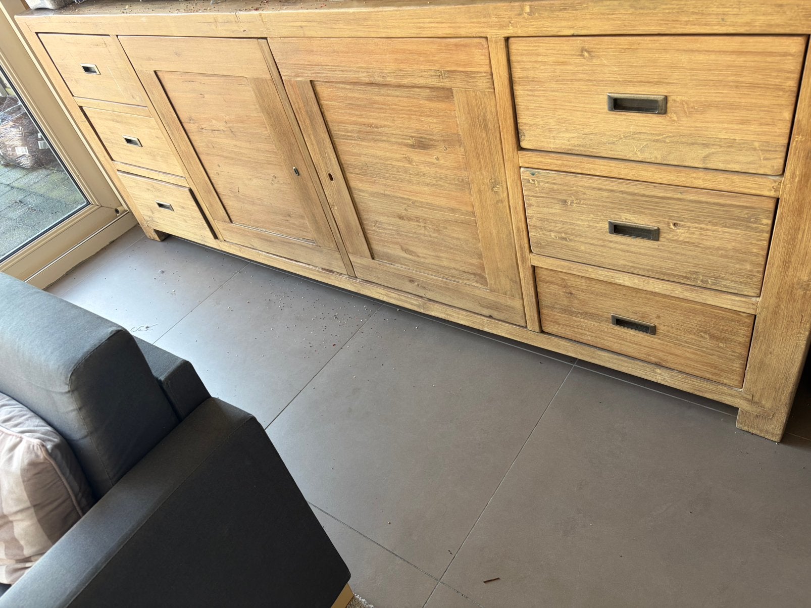 Magnifique buffet en bois, Maison & Meubles, Avec tiroir(s), 150 à 200 cm, Comme neuf, Enlèvement