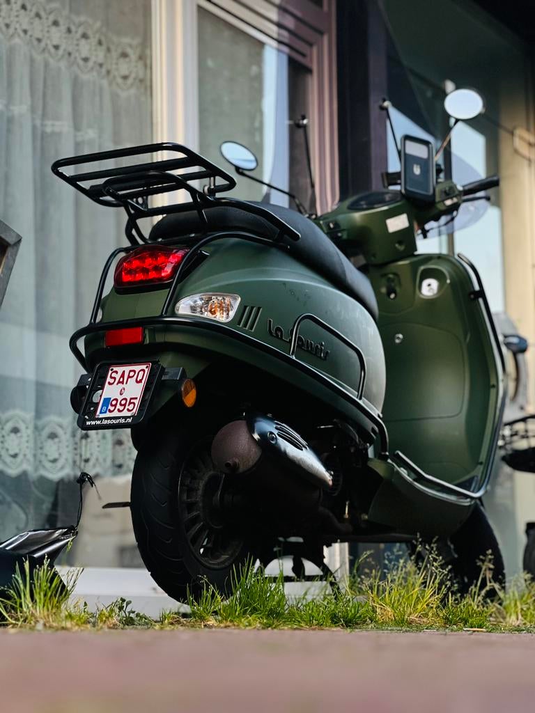 A klasse Scooter Senzo Riva Lux La Souris Marine Groen, Enlèvement, Comme neuf