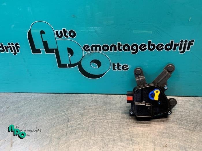 Mécanique de verrouillage hayon d'un Hyundai I10 (I10 08-), -, 3 mois de garantie, Utilisé, Hyundai