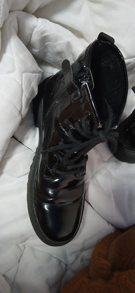 Petite bottines noir, Kinderen en Baby's, Kinderkleding | Schoenen en Sokken, Gebruikt, Meisje, Schoenen, Ophalen of Verzenden