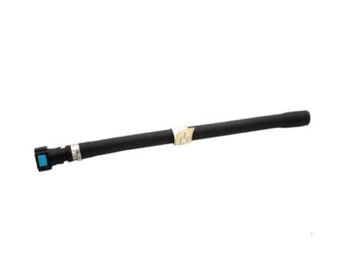 Conduit de carburant d'un Mercedes Sprinter, 3 mois de garantie, Utilisé, -, -