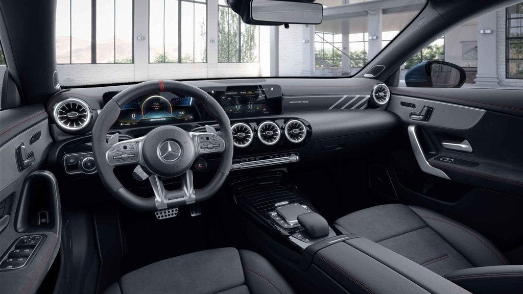 Mercedes-Benz CLA-Klasse 45 S MERCEDES-AMG Coupé AMG Line P, Auto's, Automaat, Stof, Euro 6, 4 cilinders