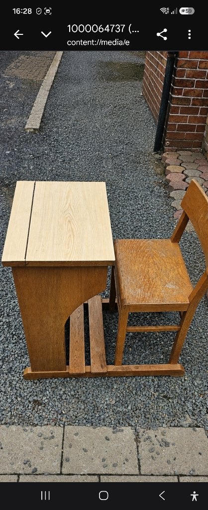 Lessenaartje, Antiek en Kunst, Ophalen